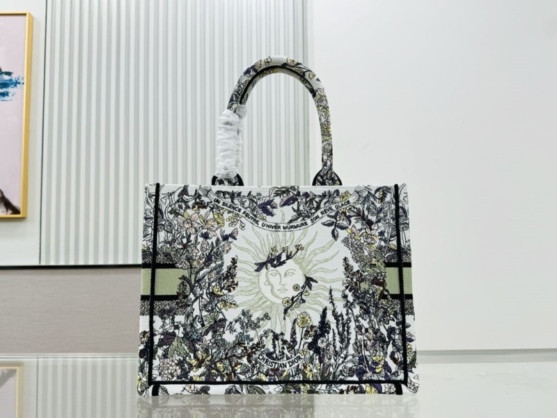 Dior Shopping Bags